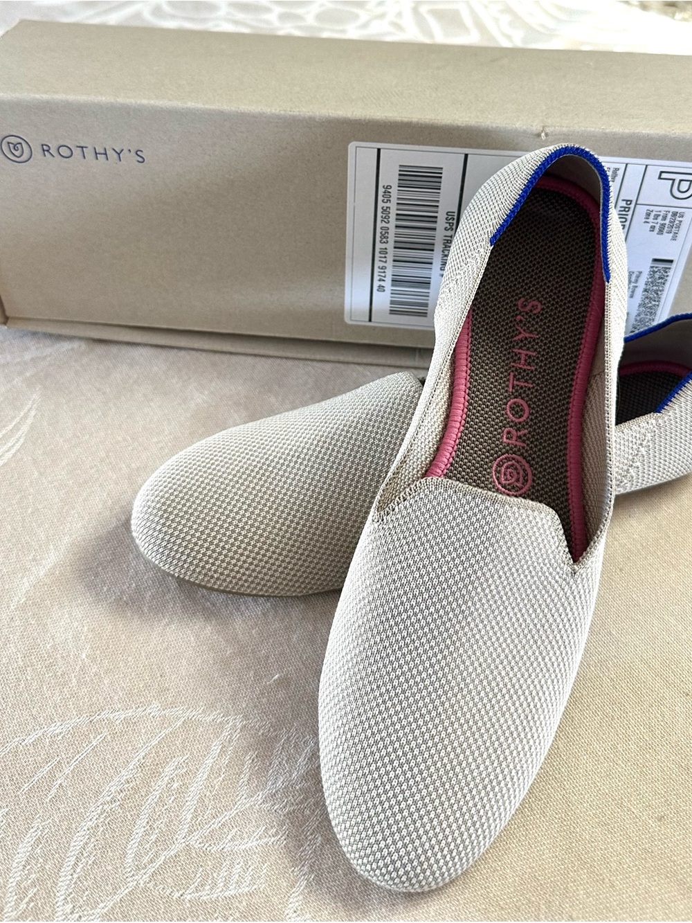 Rothy’s The Loafer Retired Salt Honeycomb Blue Trim Size 9.5 - Picture 1 of 5